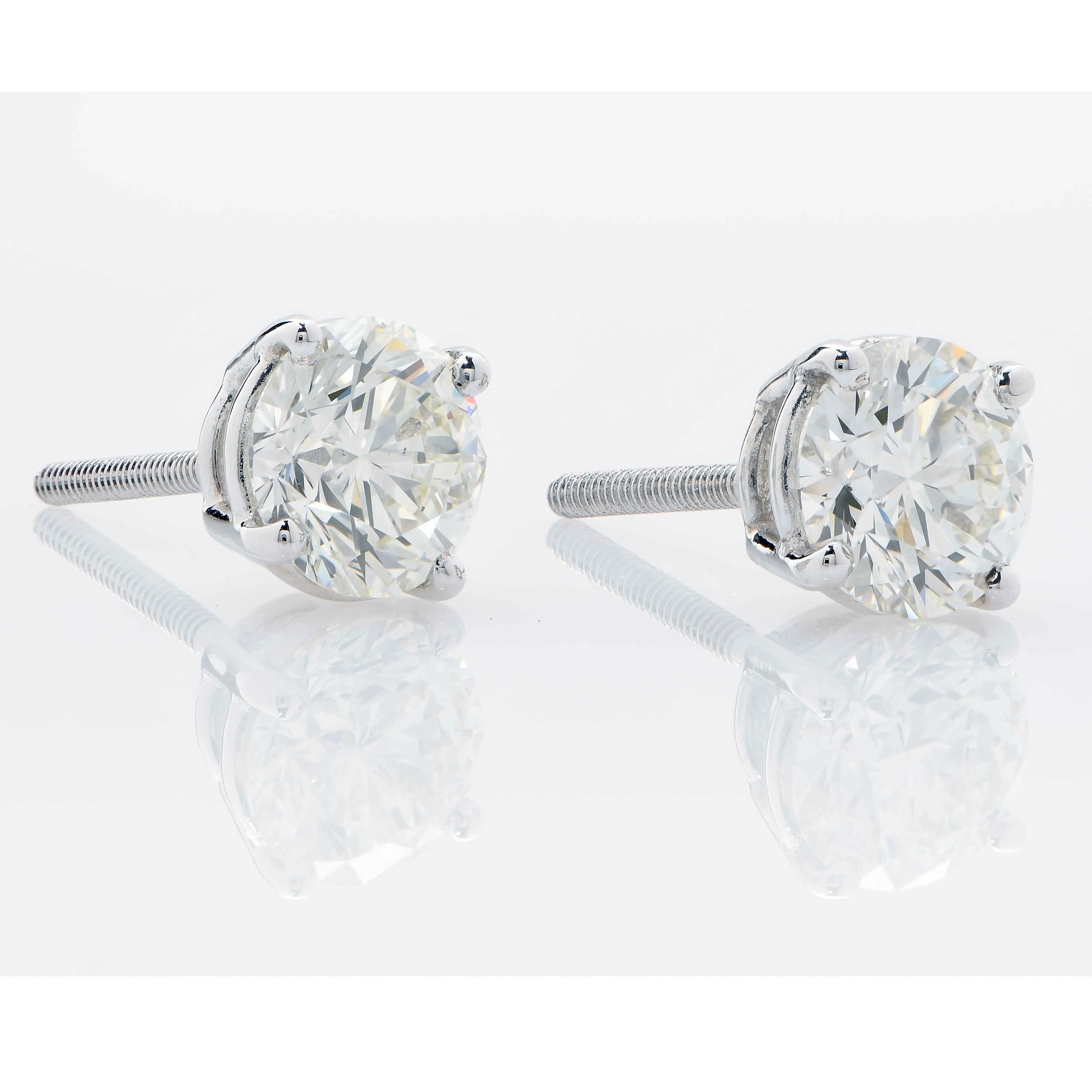 1.66 Carat Total Weight Diamond Stud Earrings