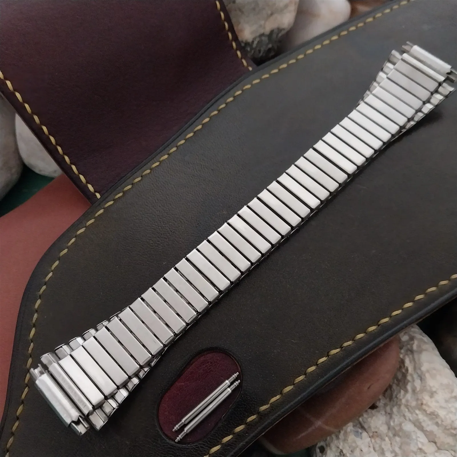 16mm 18mm 19mm 20mm Stainless Steel Flared Expansion Unused Vintage Watch Band