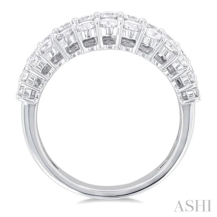2 3/8 ctw Baguette and Round Cut Diamond Fashion Band in 14K White Gold