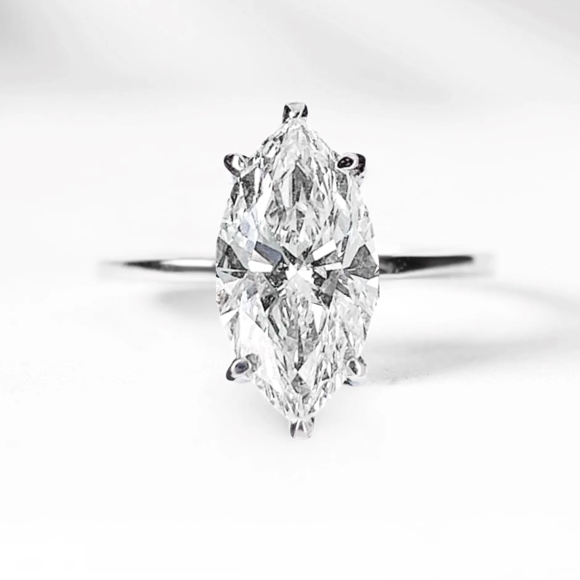 4.00ct Marquise Diamond Engagement Ring 14kt IGI CERTIFIED