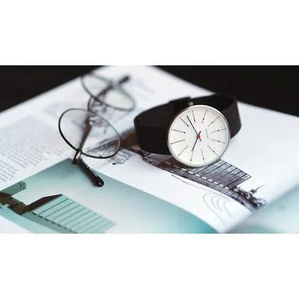 Arne Jacobsen Roman Wristwatch Red, ø40