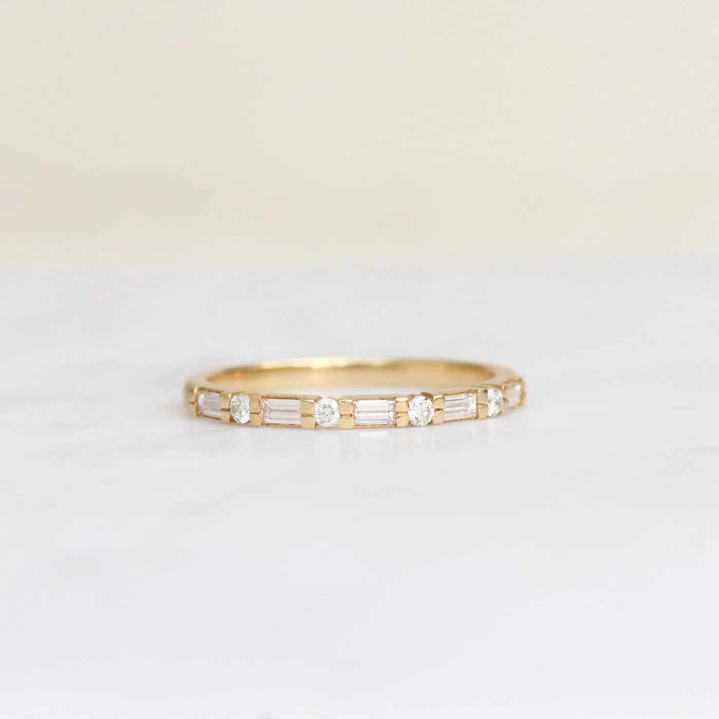 Baguette & Round Diamond Band