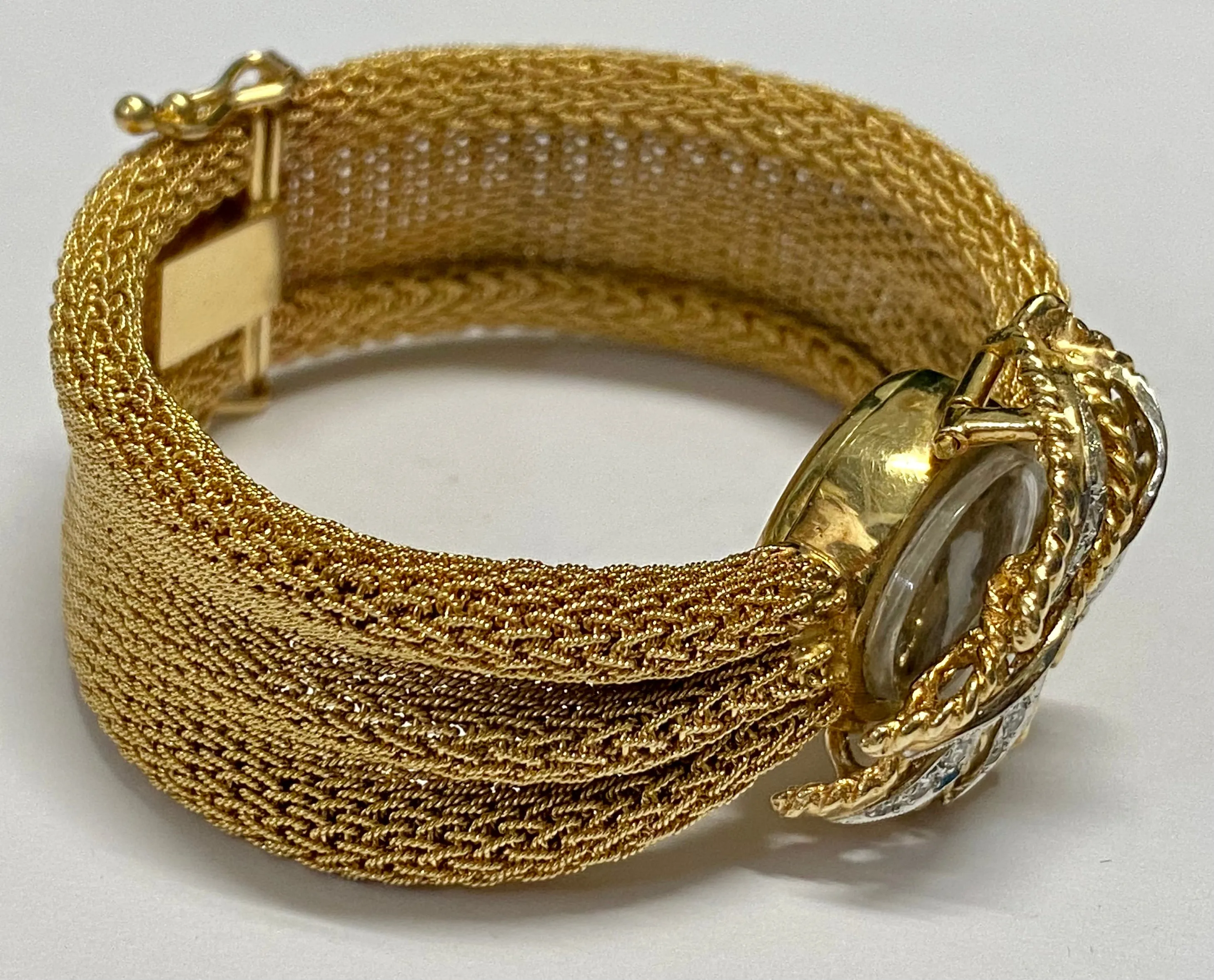BAUME & MERCIER Vintage Unique Solid Gold w/ 24 Diamonds Watch- $20K APR w/ COA!