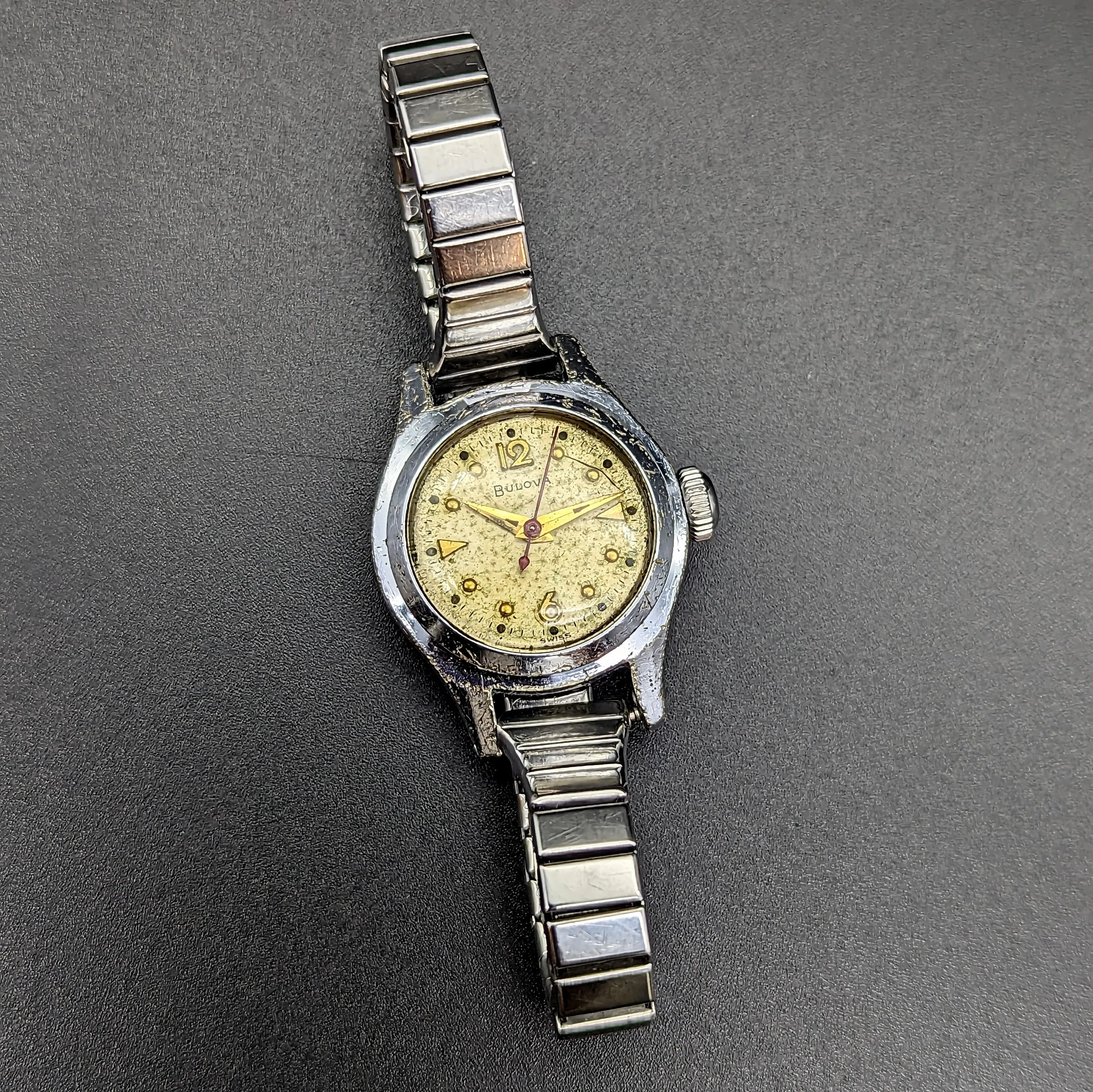 BULOVA 1956 Mermaid Ladies Wristwatch Swiss Made Cal. 7BUC 17 Jewels Watch