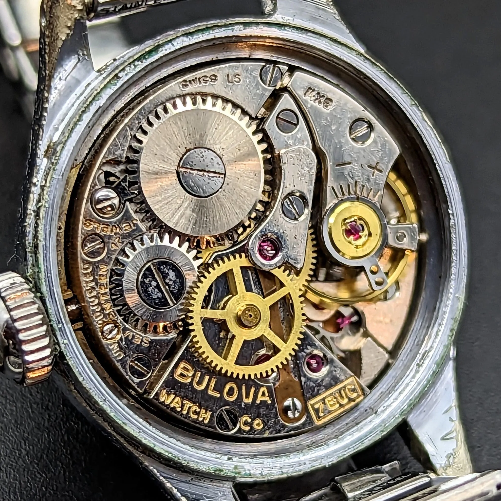 BULOVA 1956 Mermaid Ladies Wristwatch Swiss Made Cal. 7BUC 17 Jewels Watch