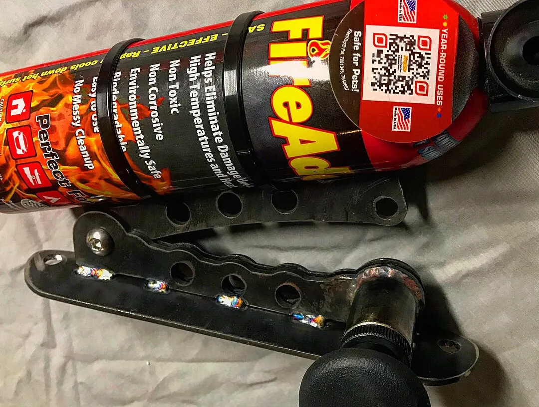*COMBO* Quick Release Fire Extinguisher WITH 16oz FireAde