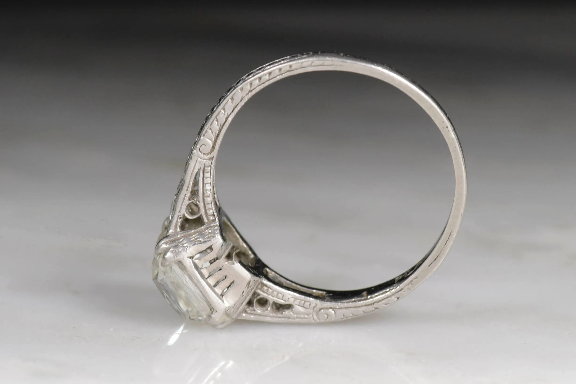 Edwardian GIA Certified 2.07 Carat Old Mine Cut Diamond Engagement Ring