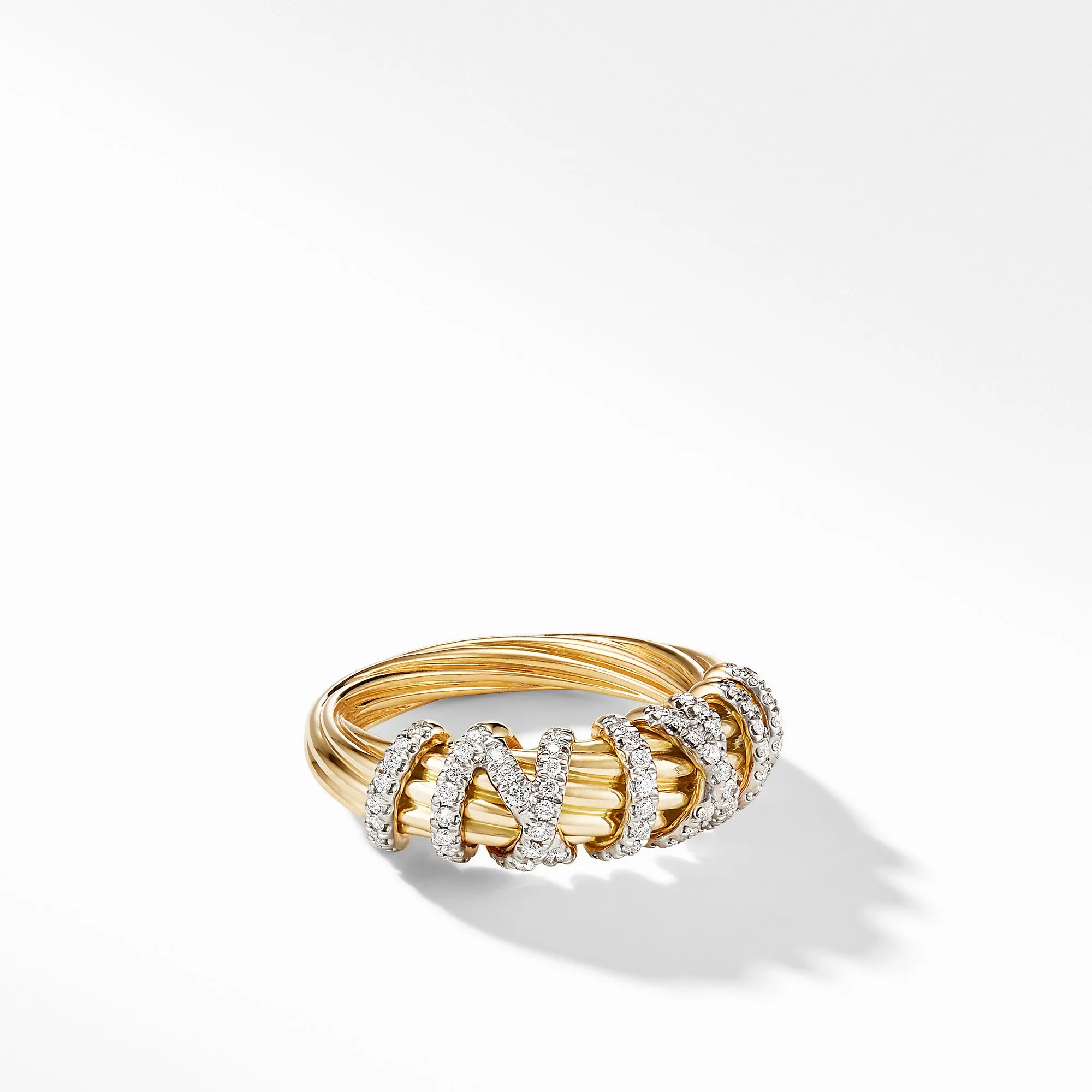 Helena Small Ring with 18K Yellow Gold and Diamonds, Size 7