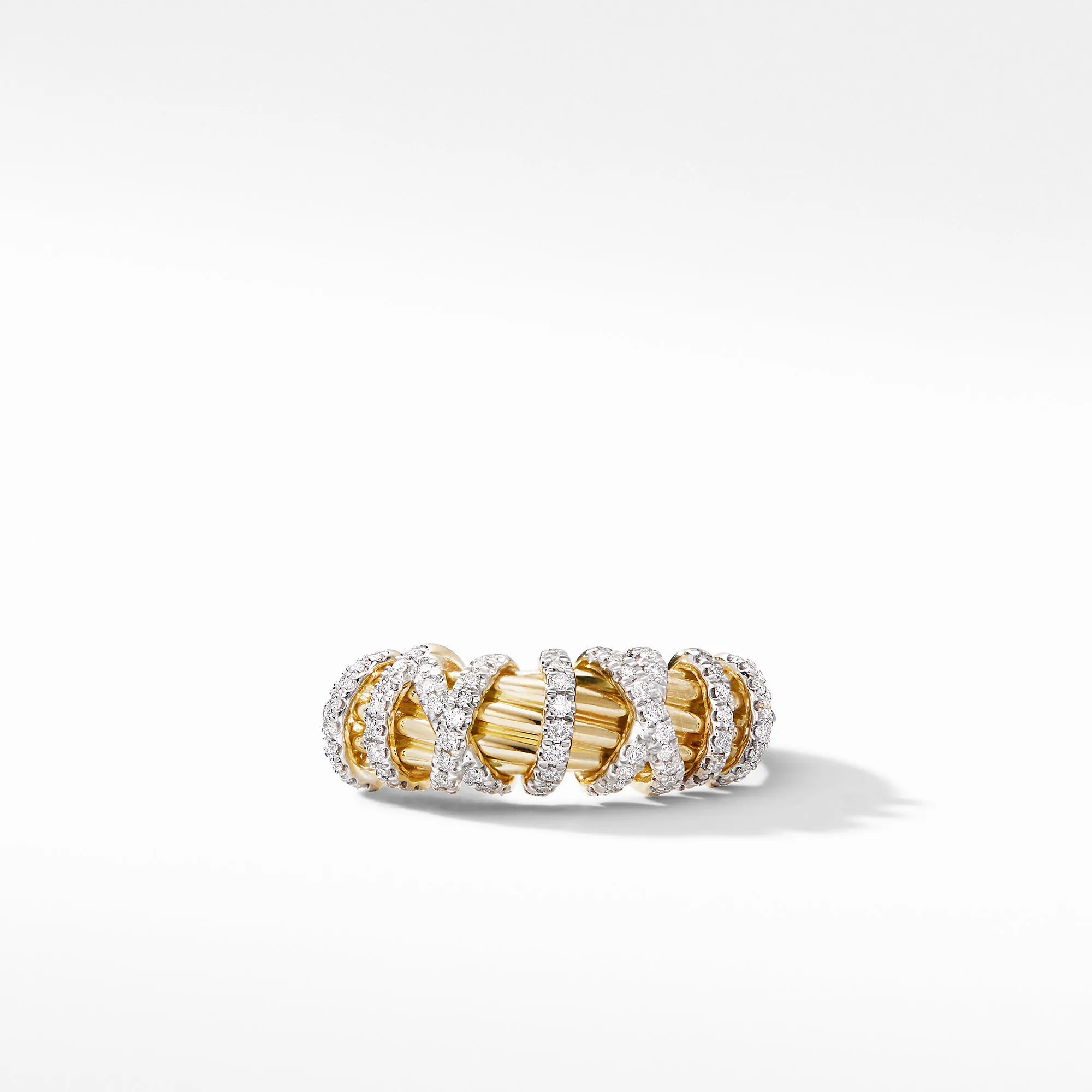 Helena Small Ring with 18K Yellow Gold and Diamonds, Size 7