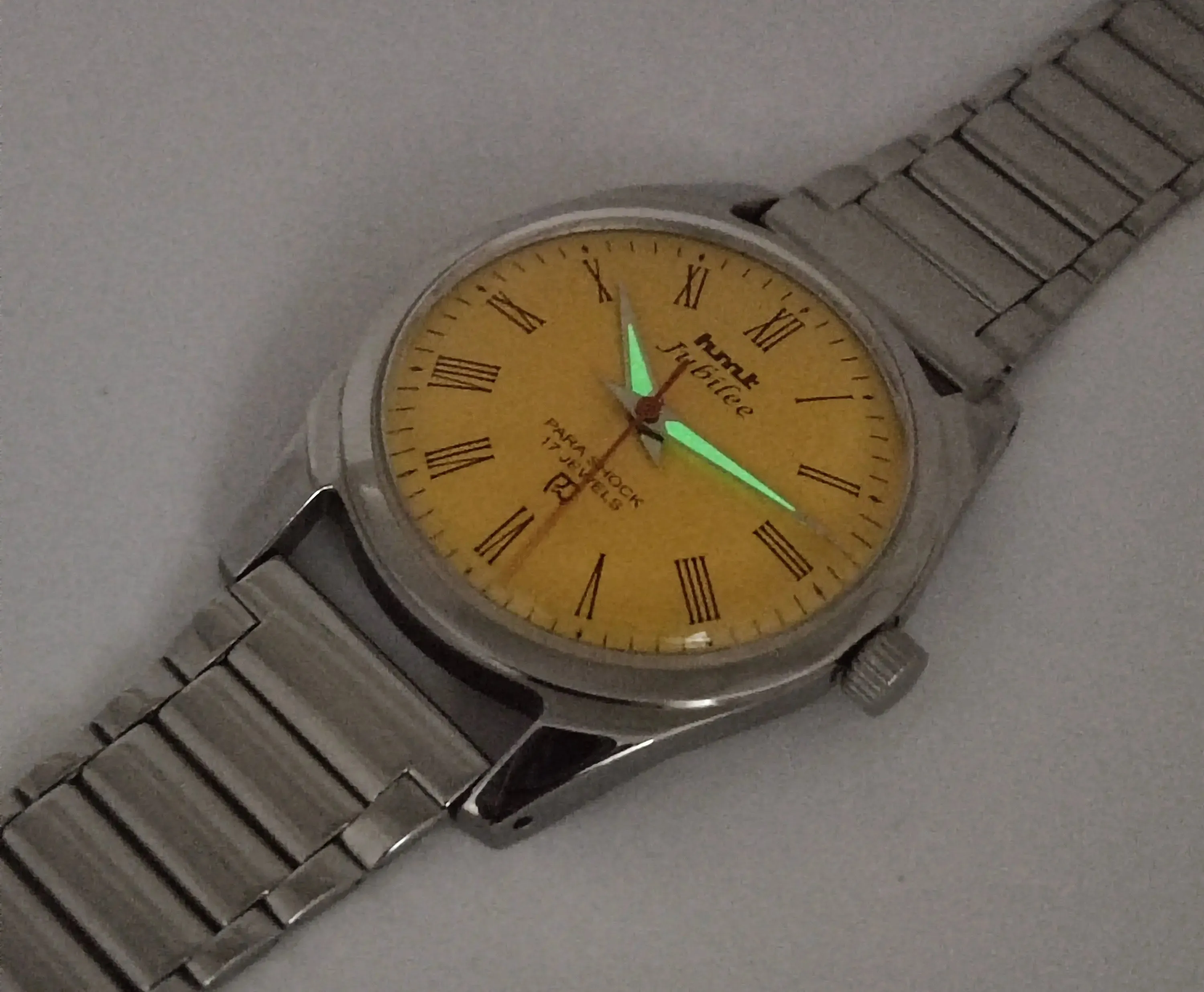 HMT Jubilee Para Shock 17 Jewels Yellow Dial Mechanical Hand winding Men's Wrist Watch