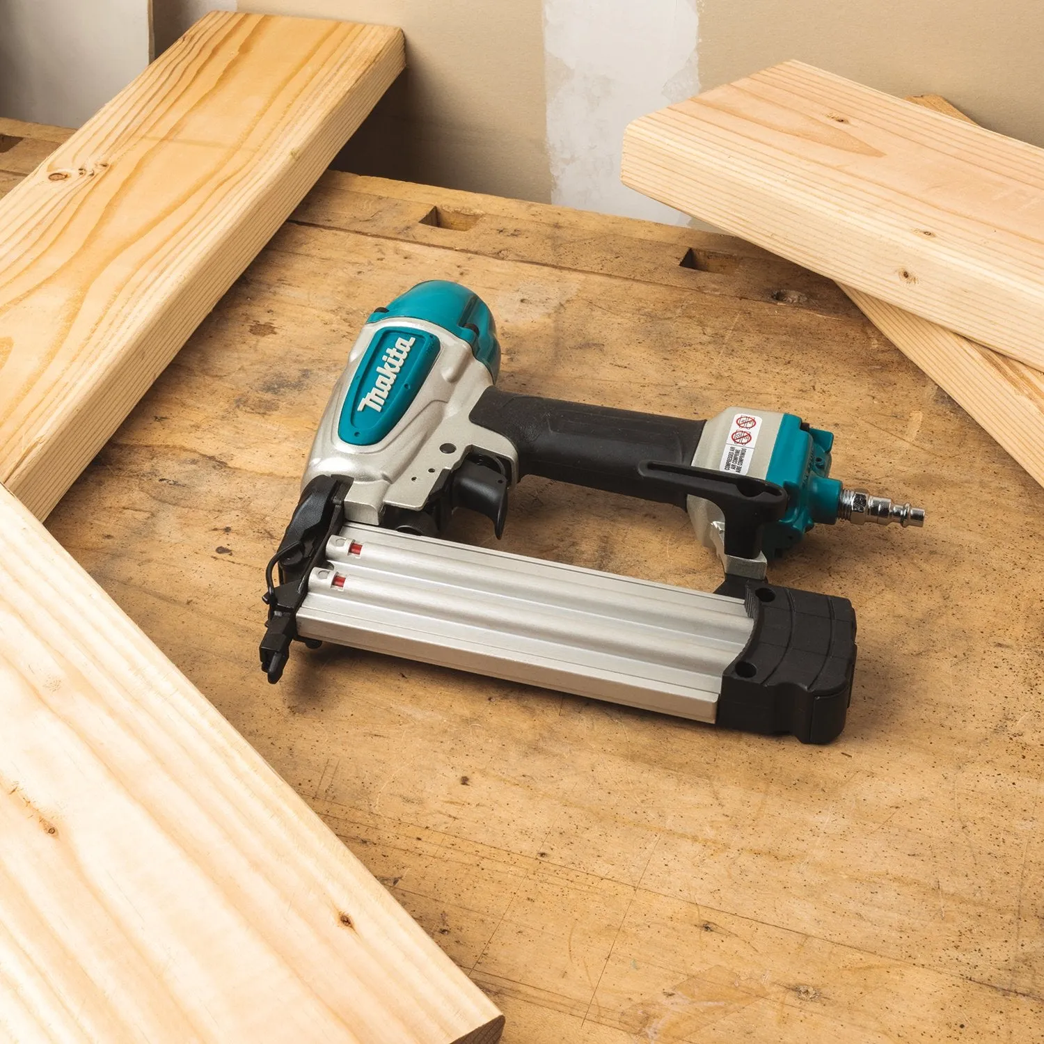 Makita (AF506) 2" Brad Nailer, 18 Gauge