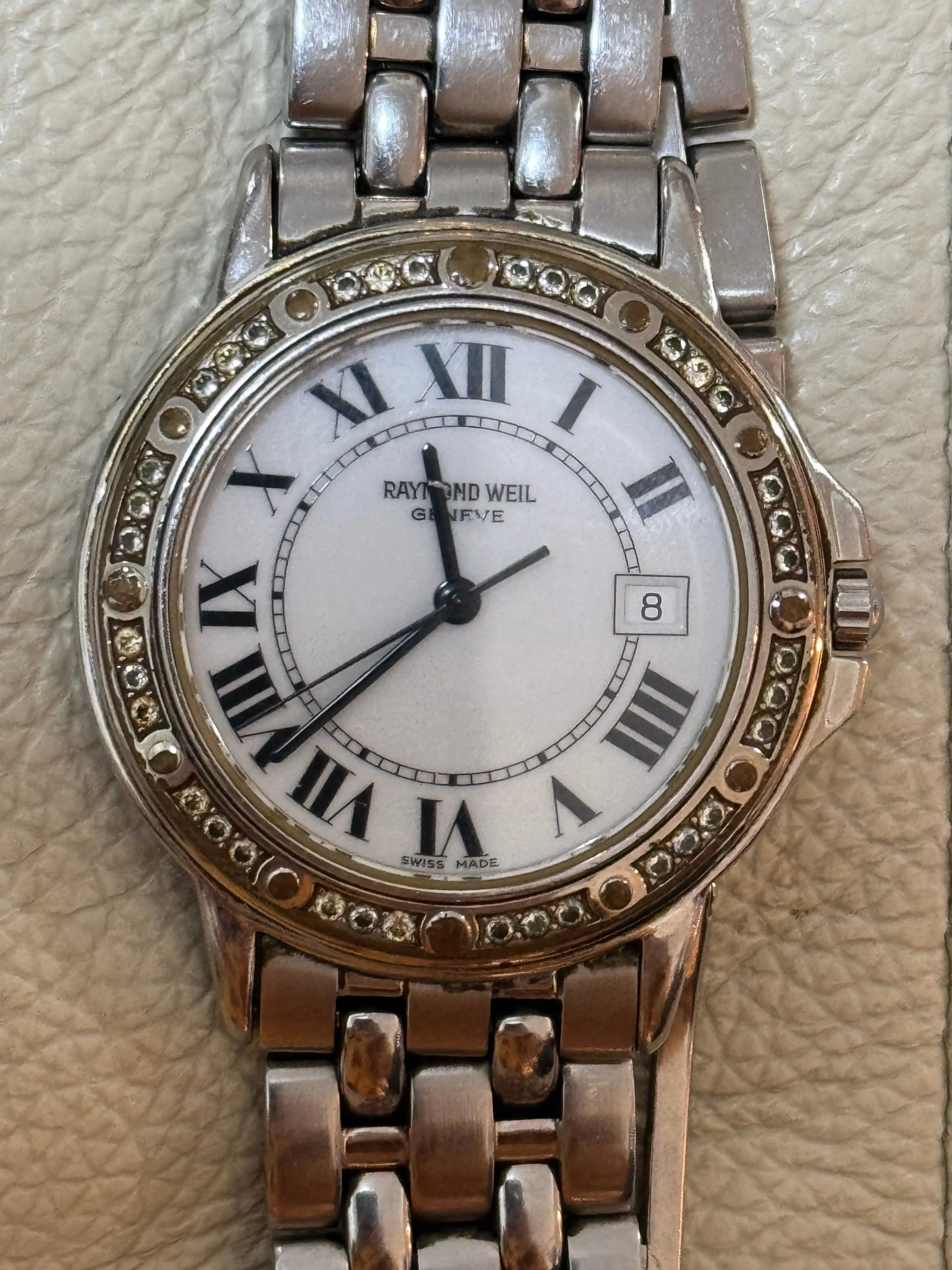 Men's Vintage Raymond Weil Stainless Steel,Water-resistant 5 ATM, Saphire Crystals Swiss Watch with Real Diamonds.
