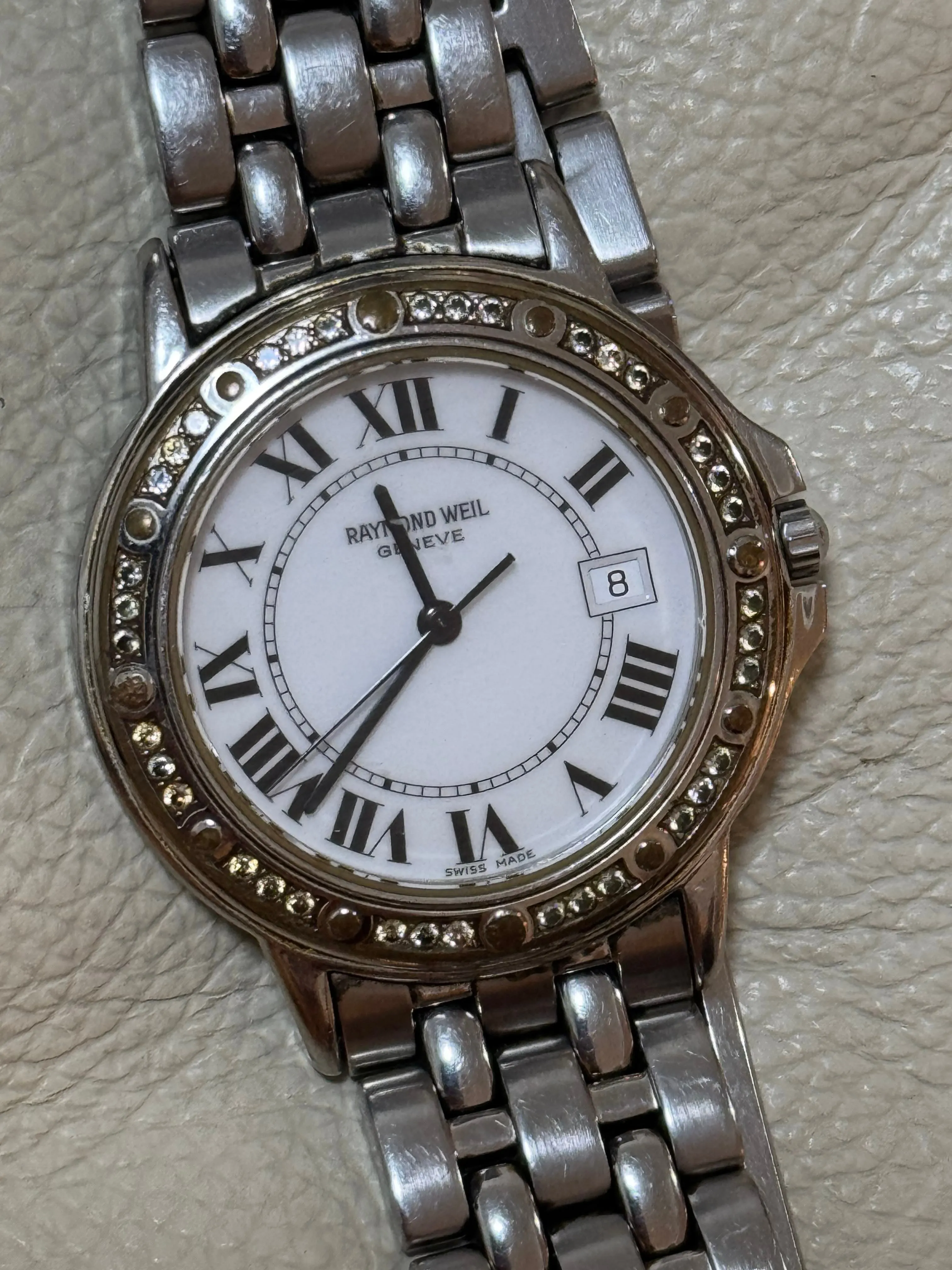 Men's Vintage Raymond Weil Stainless Steel,Water-resistant 5 ATM, Saphire Crystals Swiss Watch with Real Diamonds.