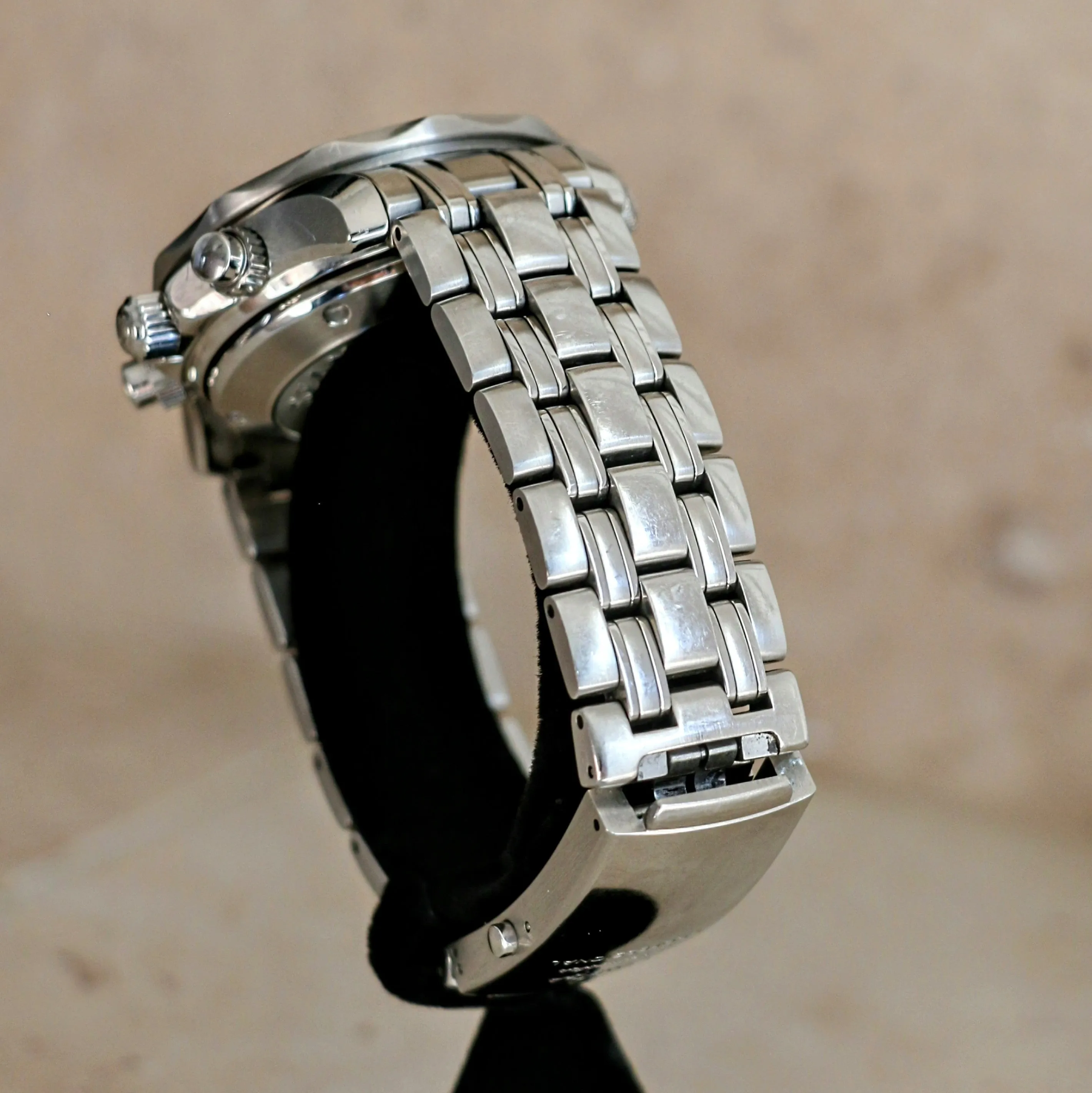 OMEGA Seamaster Chronograph Diver 300M Wristwatch Ref. 2225.80.00 Swiss Made Watch