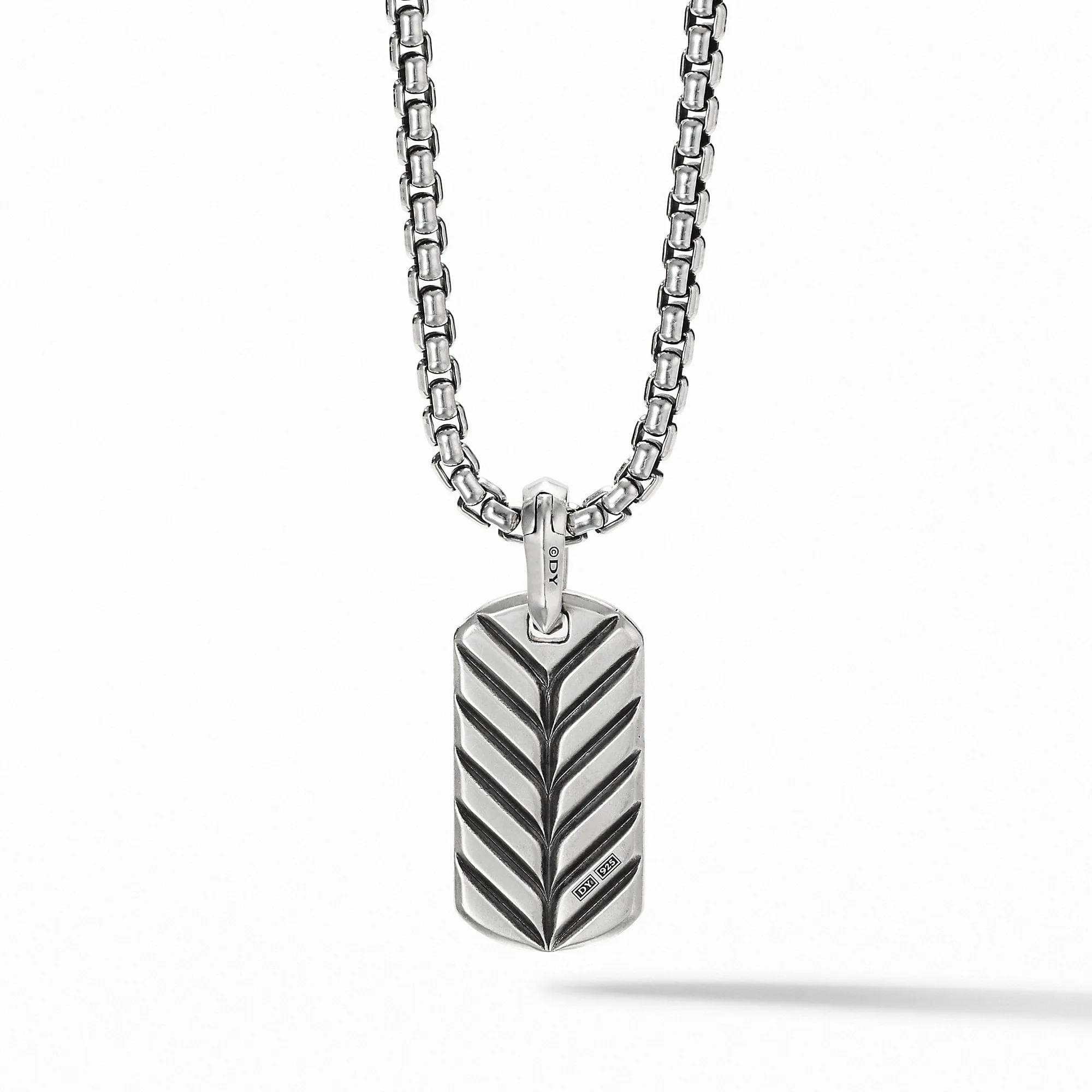 Pavé Diamonds Tag