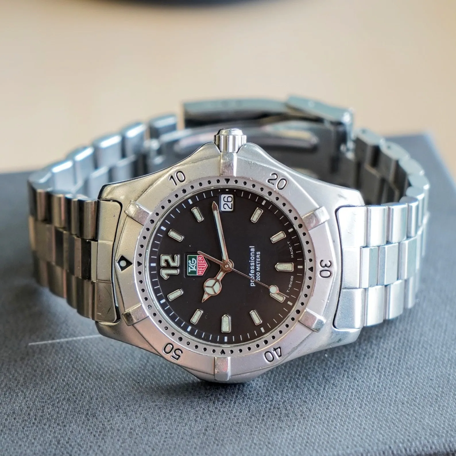 TAG HEUER 2000 Watch WK1110 Black Dial ALL S.S. Quartz Wristwatch - ALL ORIGINAL Box & Papers!