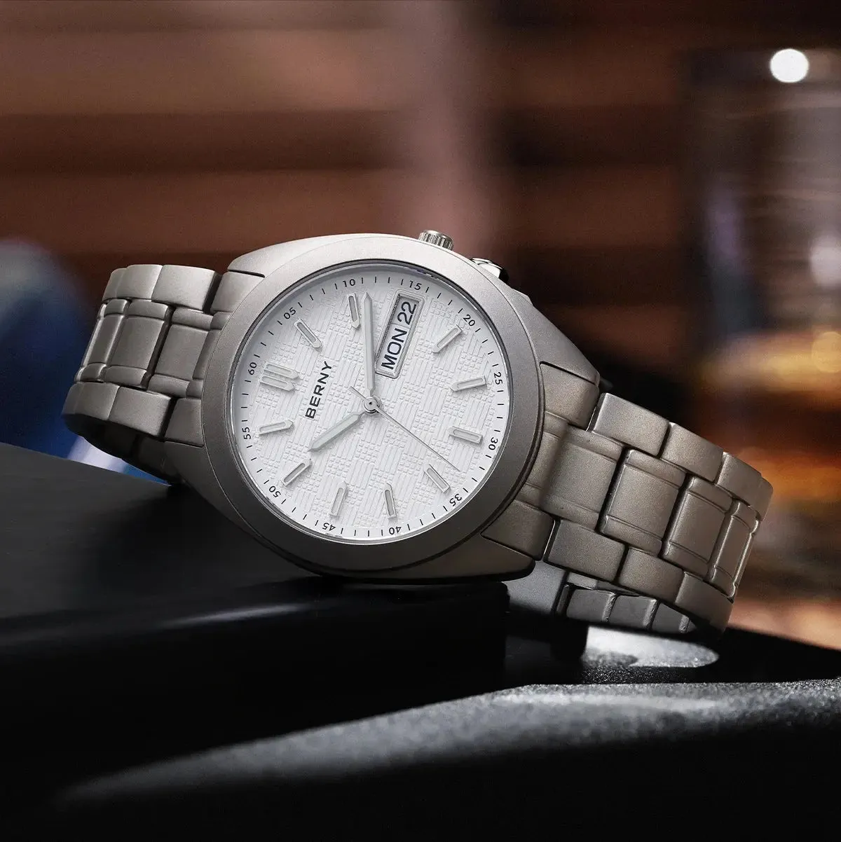 Watches For Men Date Week Calendar Watch 38mm Super Luminous Men's