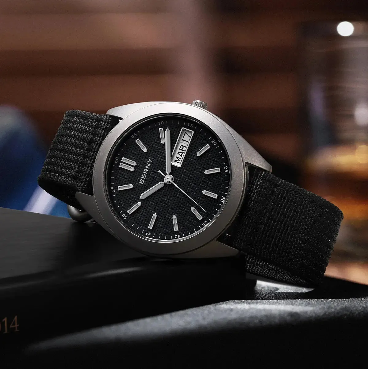 Watches For Men Date Week Calendar Watch 38mm Super Luminous Men's