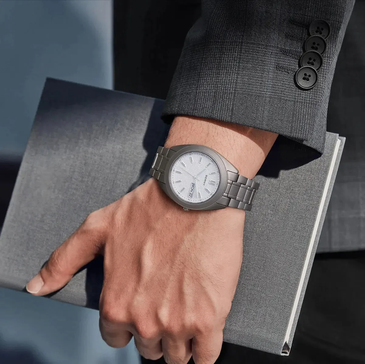 Watches For Men Date Week Calendar Watch 38mm Super Luminous Men's