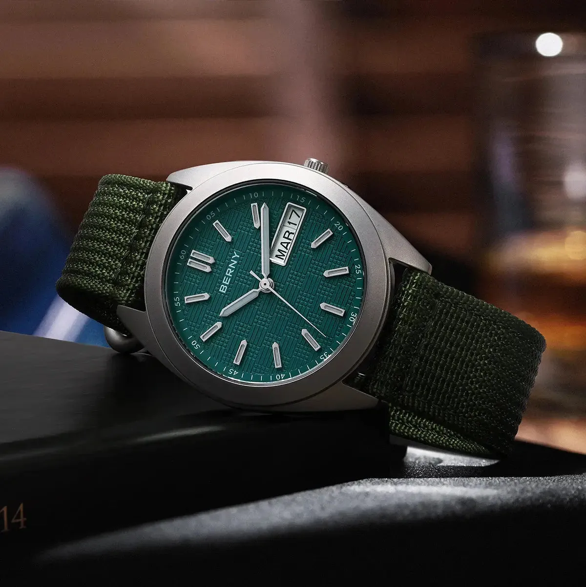 Watches For Men Date Week Calendar Watch 38mm Super Luminous Men's